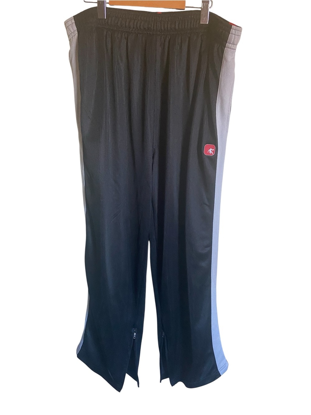 And1 Y2K Sweatpants Joggers, bottom ankle zipper XXL black with red white stripe